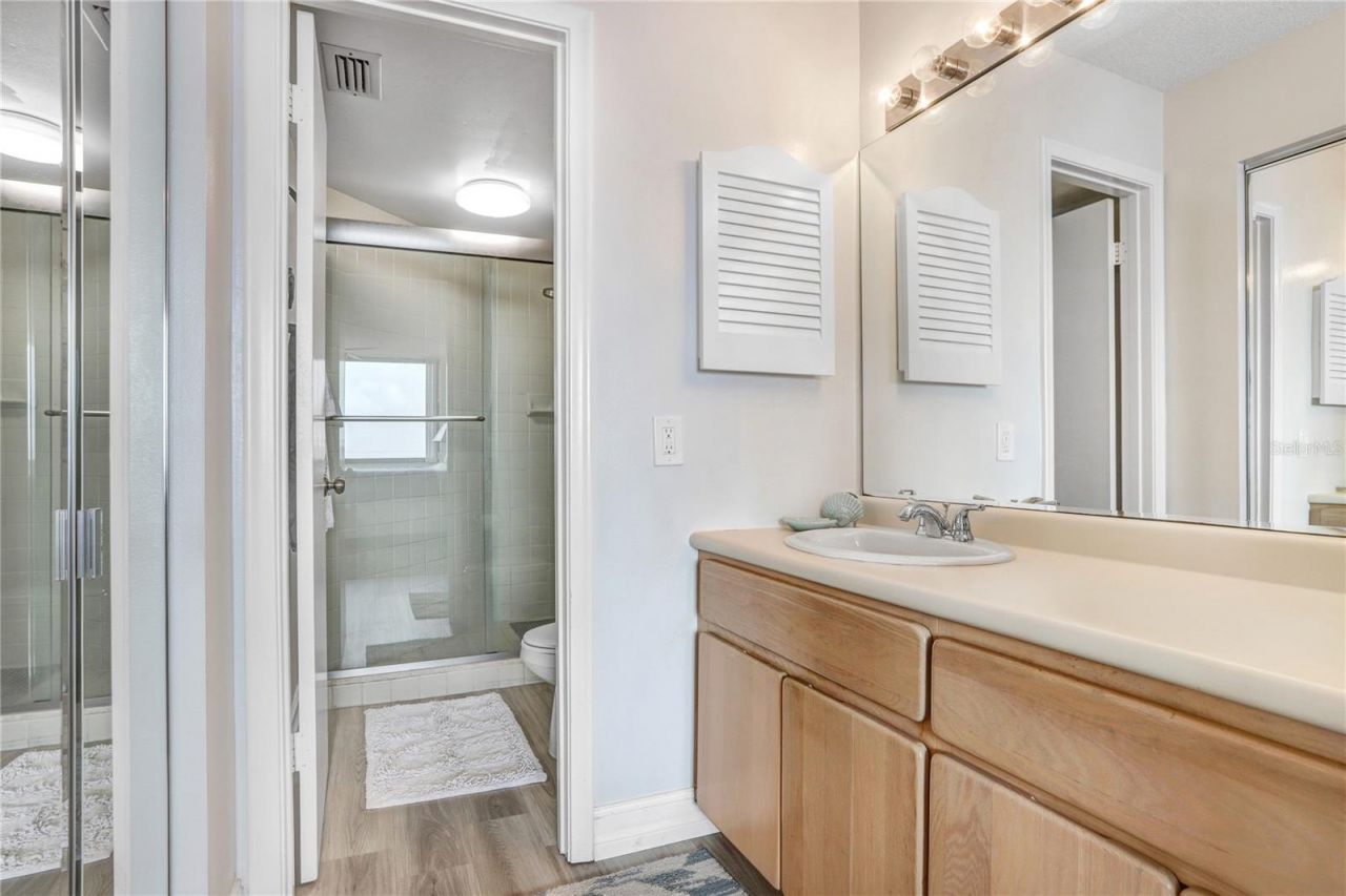 6104 Palma Del Mar Boulevard S, Unit 302, Saint Petersburg, FL 33715 Photo
