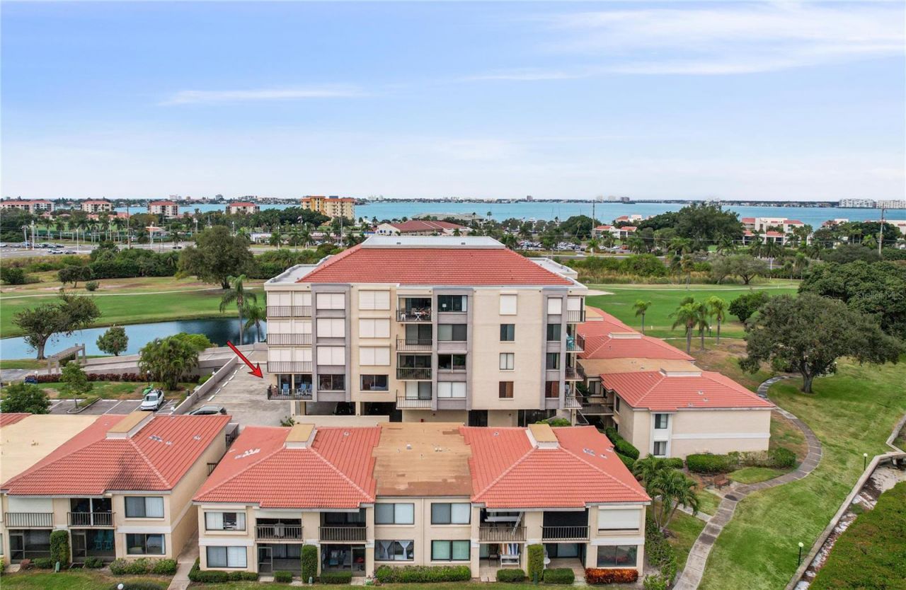 6104 Palma Del Mar Boulevard S, Unit 302, Saint Petersburg, FL 33715 Photo