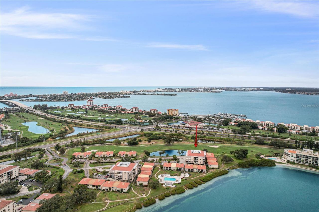 6104 Palma Del Mar Boulevard S, Unit 302, Saint Petersburg, FL 33715 Photo