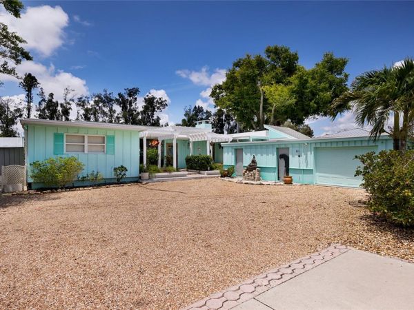 311 MAGELLAN DRIVE , SARASOTA, FL 34243