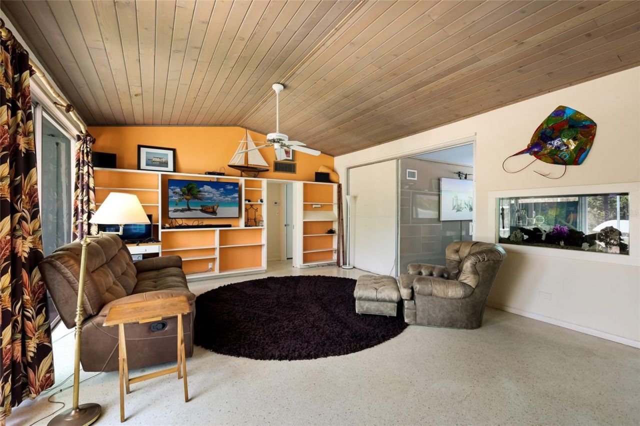 311 Magellan Drive, Sarasota, FL 34243 Photo