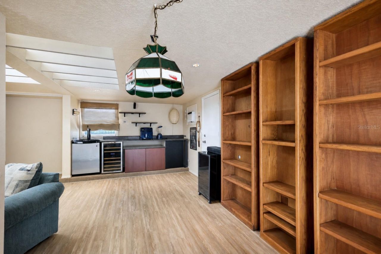 311 Magellan Drive, Sarasota, FL 34243 Photo