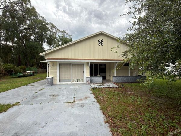 10513 LYNNWOOD AVENUE , LAKE WALES, FL 33898