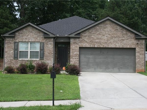 610 Dodson Lake Court, Fairburn, GA 30213