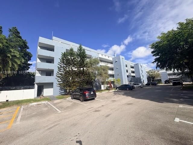 9375 Fontainebleau Blvd , Unit L403, Miami, FL 33172 Photo