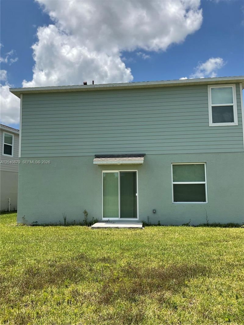 19619 Fairhill Ct, Unit N/A, Lehigh Acres, FL 33974 Photo