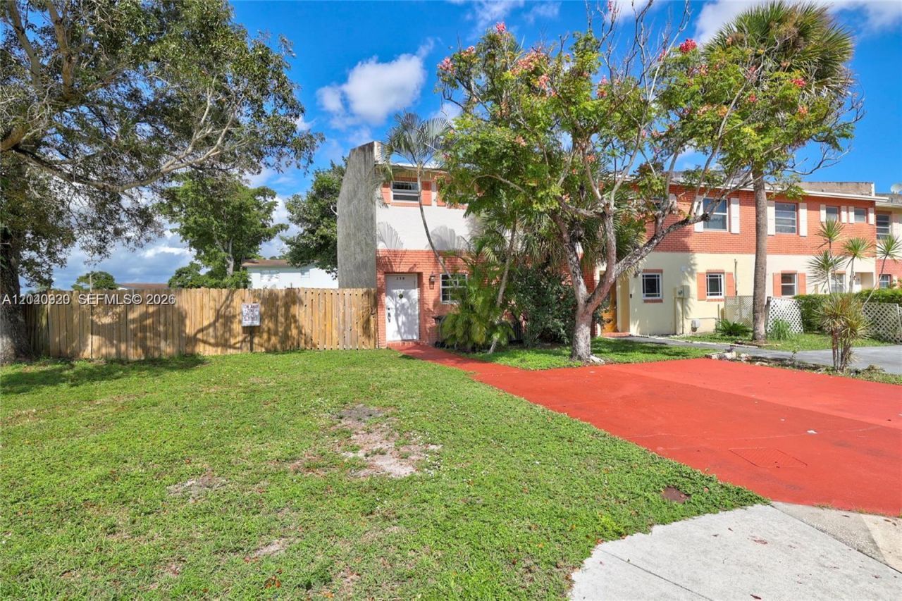 350 Sunshine Dr, Coconut Creek, FL 33066 Photo