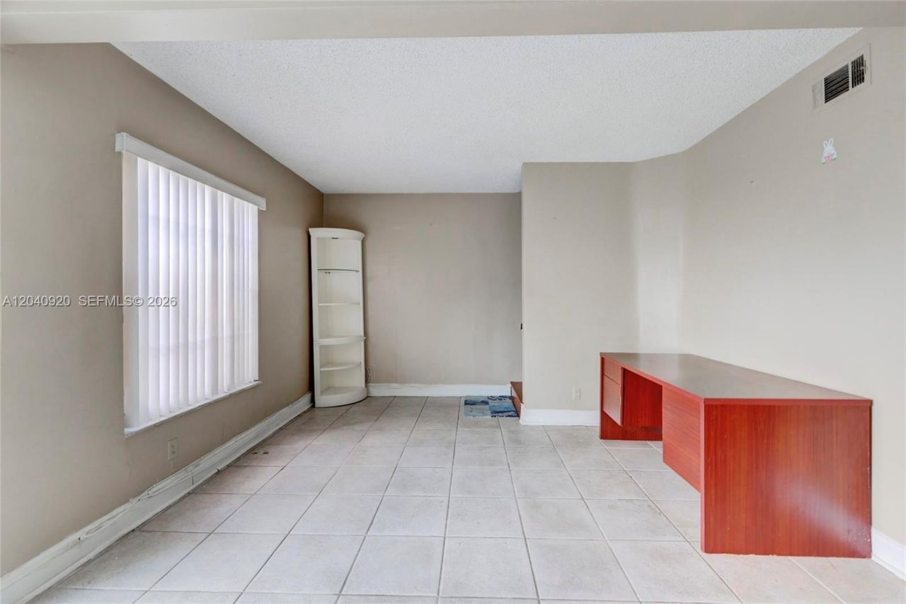 350 Sunshine Dr , Coconut Creek, FL 33066 Photo