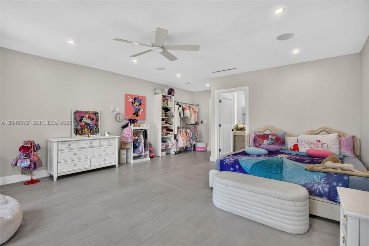 645 NE 53rd St, Miami, FL 33137 Photo