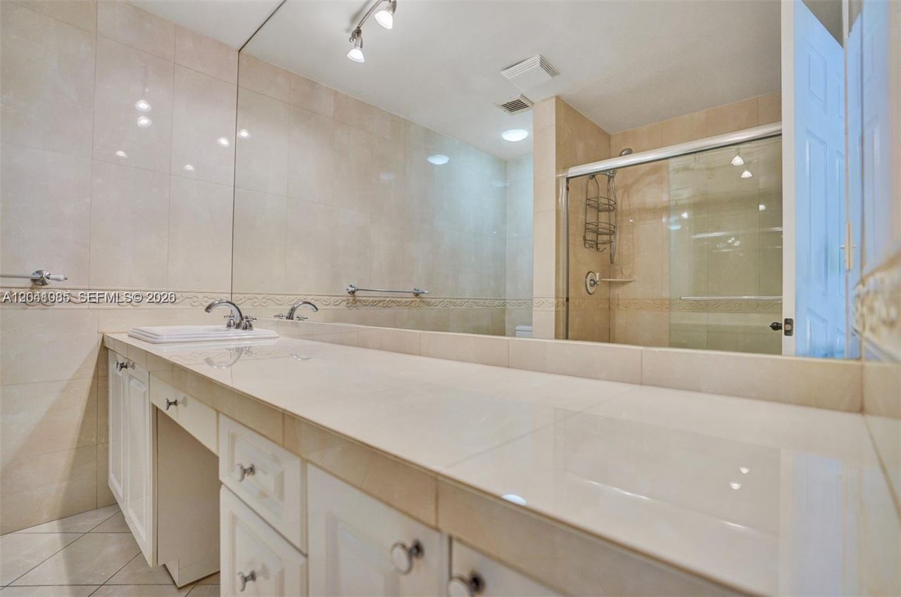 2255 NE 120th St , North Miami, FL 33181 Photo