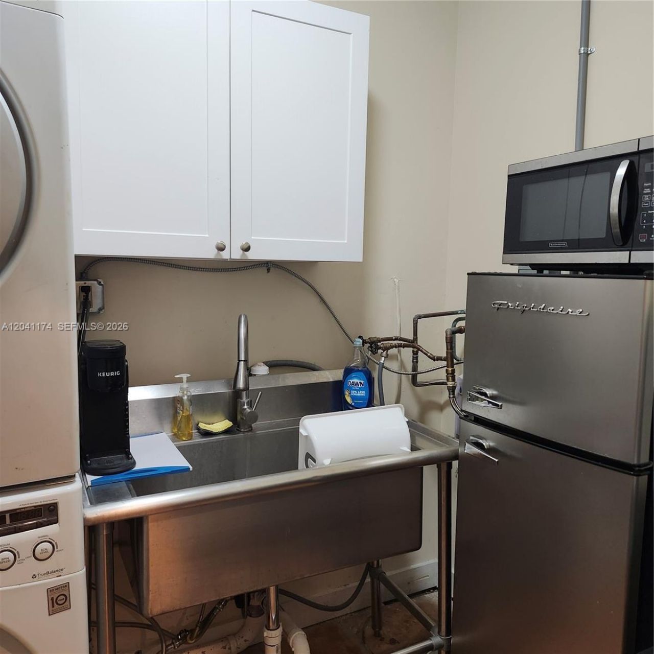 3940 Main, Unit COTTAGE, Miami, FL 33133 Photo