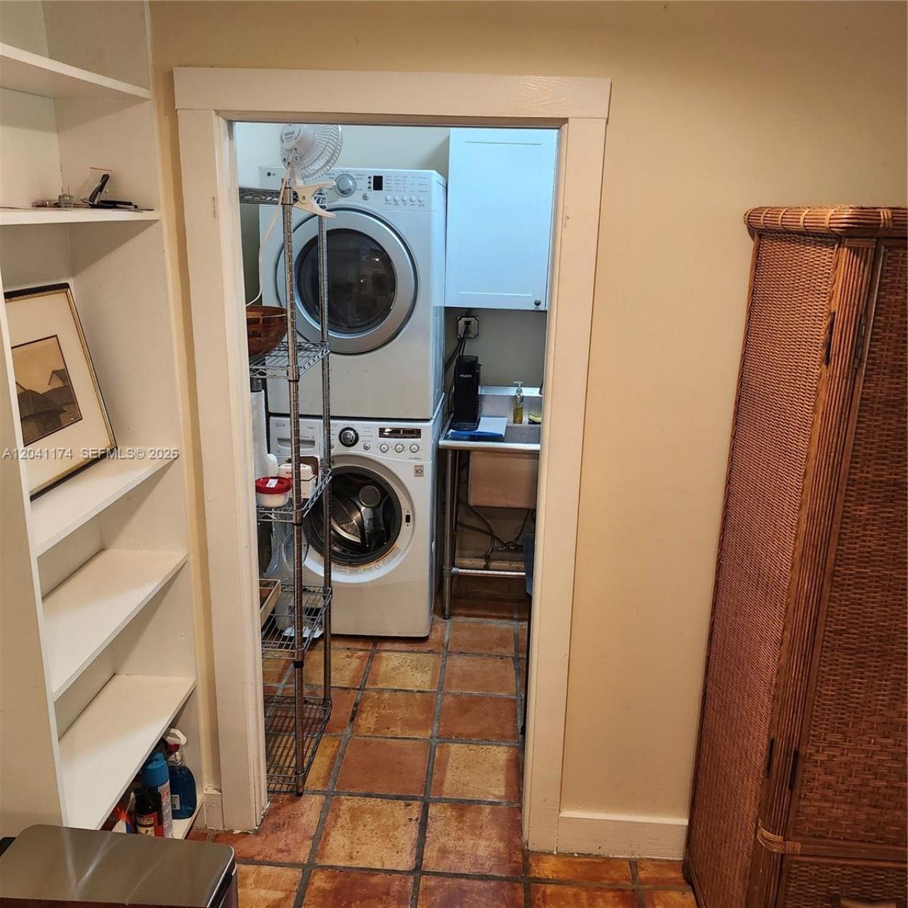 3940 Main, Unit COTTAGE, Miami, FL 33133 Photo