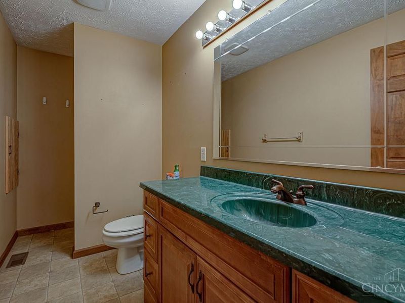 5772 Stillwell Beckett Road, Reily Township, OH 45056 Photo 37