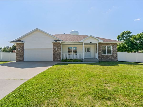 1315 Beach Avenue, Webster City, IA 50595