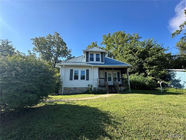 807 E 4th Street , Salem, MO 65560
