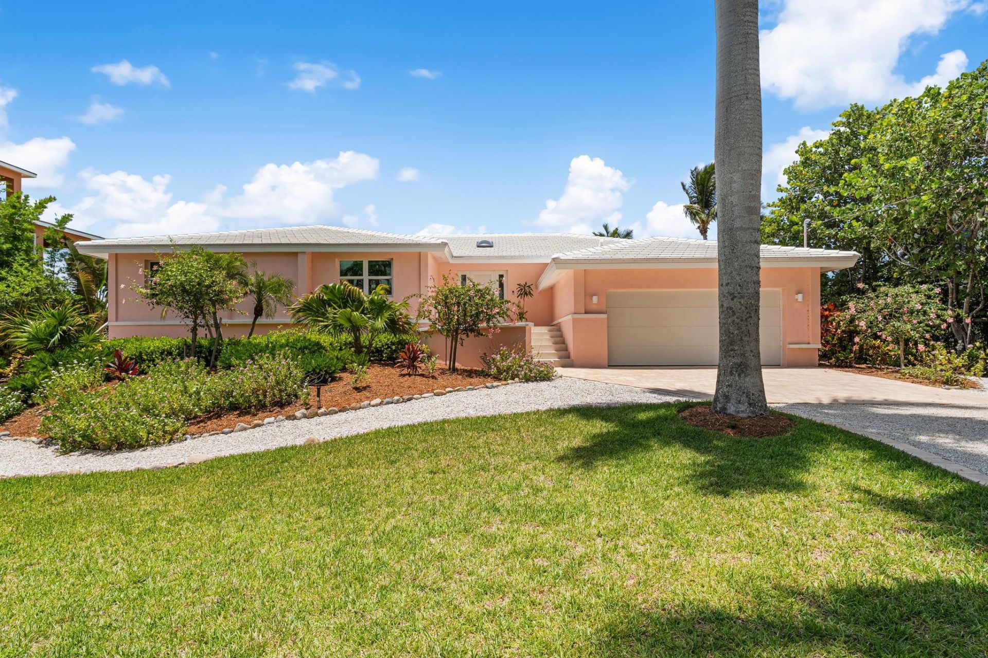 4577 Waters Edge Ln, Sanibel, FL 33957 Photo