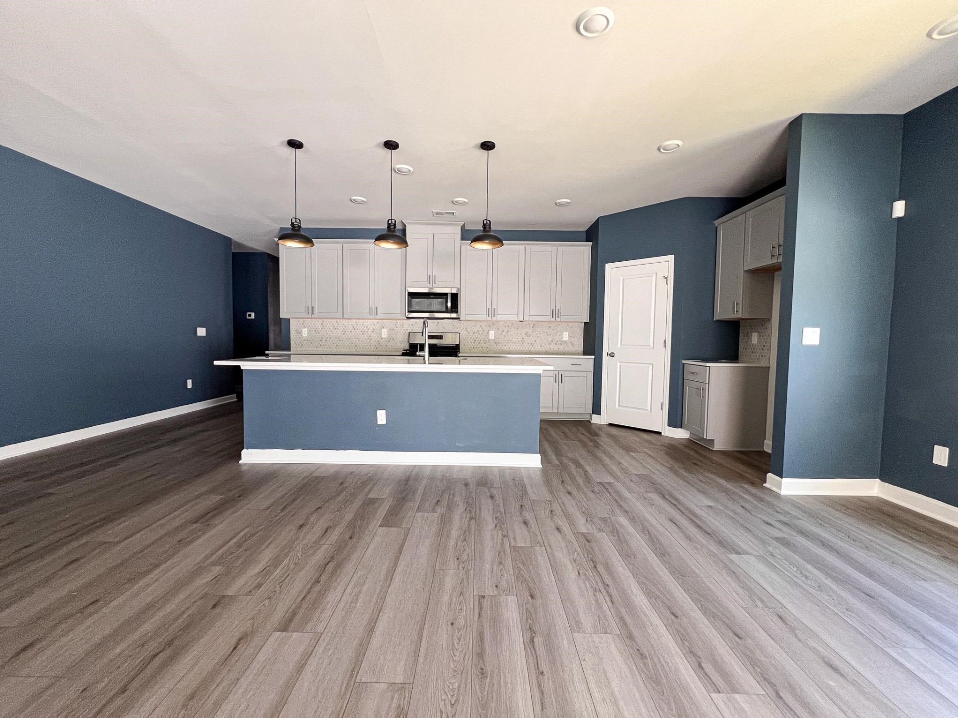 4092 Bayhill St.  Photo 11