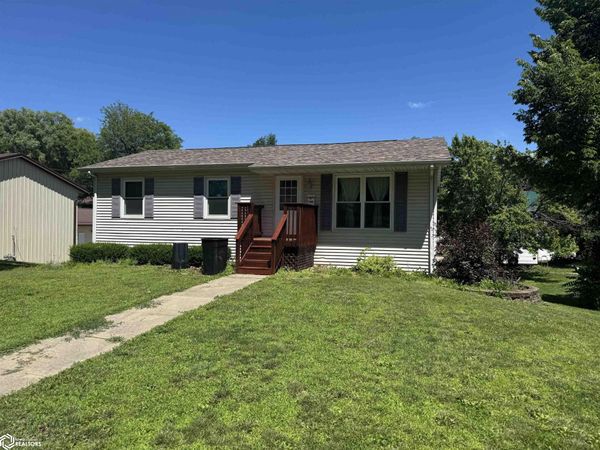 1404 Siegel Street, Tama, IA 52339