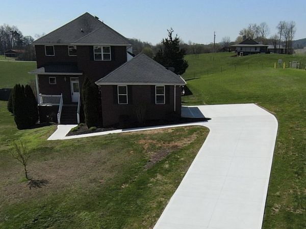 427 Montana Court, Seymour, TN 37865