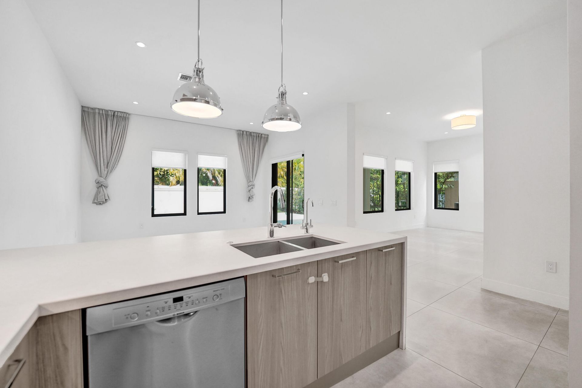 5939 Brookfield Circle W, Hollywood, FL 33312 Photo