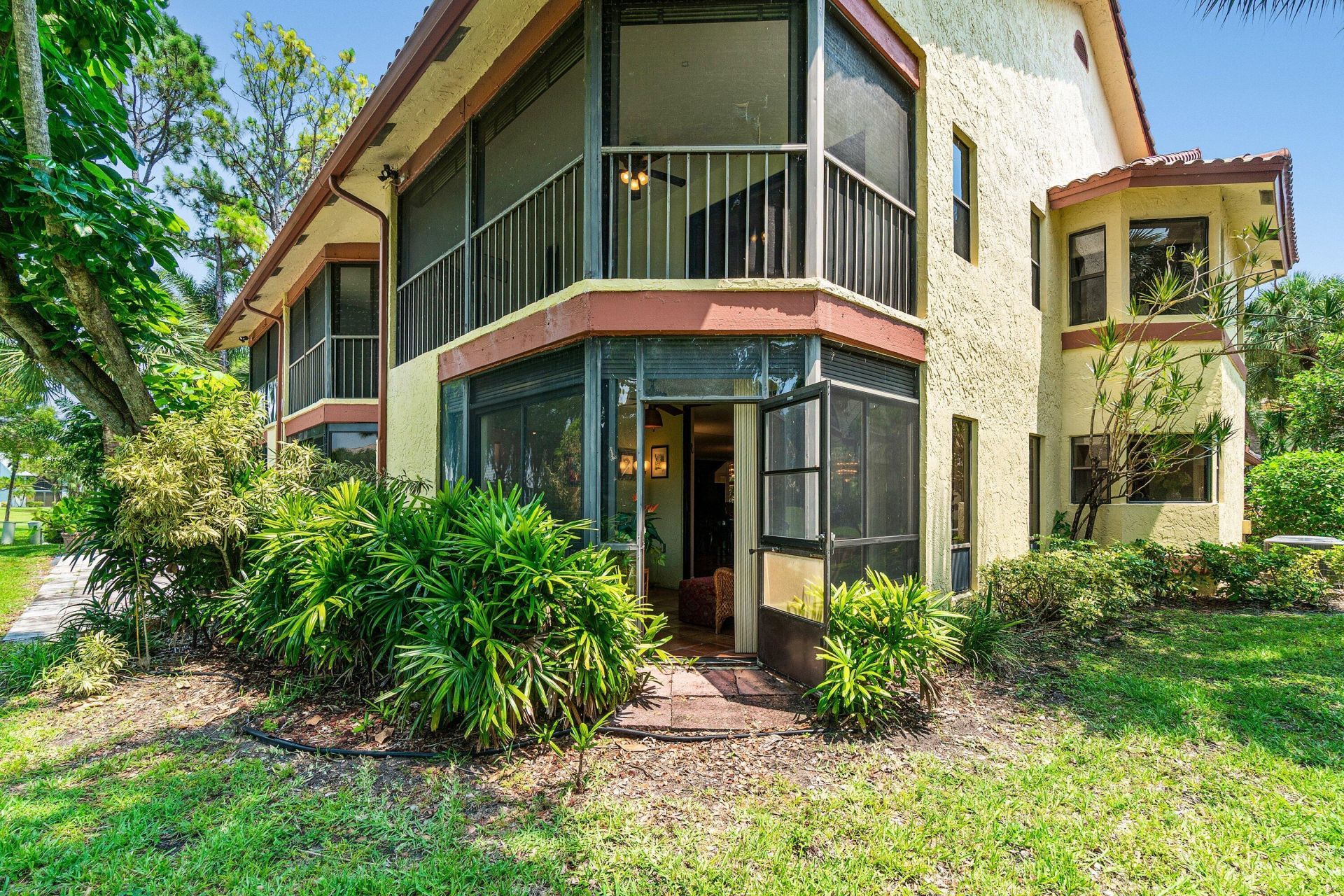 5355 10th Fairway Drive, Unit 1, Delray Beach, FL 33484 Photo
