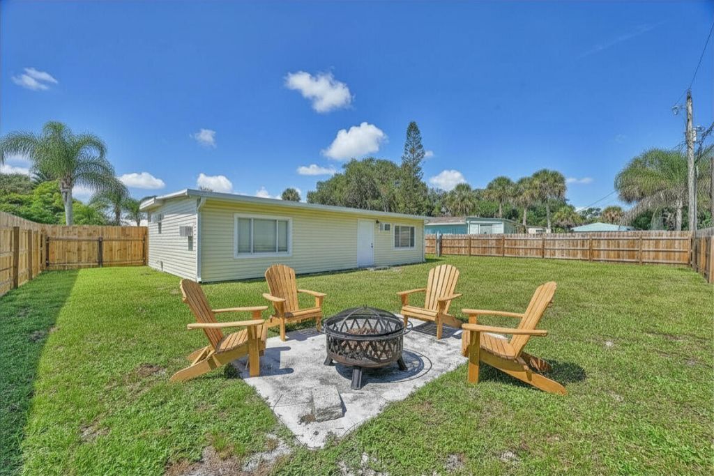 5204 Deanna Lane, Fort Pierce, FL 34946 Photo