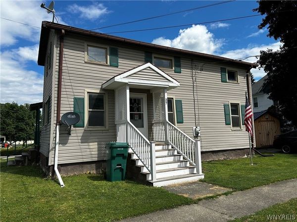 27 Chestnut Avenue , Dansville, NY 14437