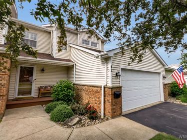 42 Hastings Drive, Orchard Park, NY 14127