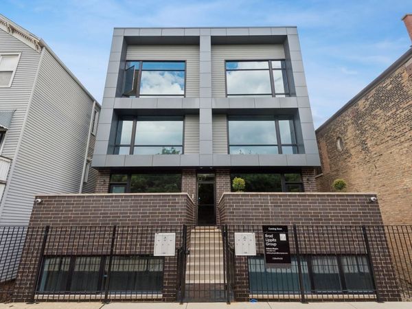 854 N May Street , Unit 3N, Chicago, IL 60642