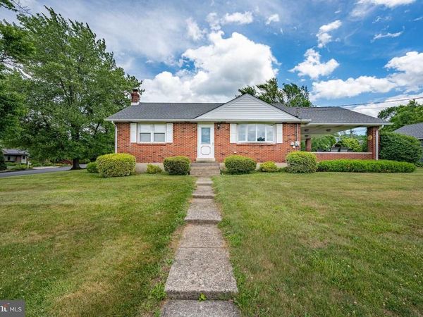 4352 RUTH ROAD , EMMAUS, PA 18049