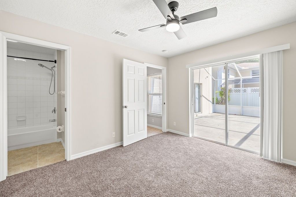 1542 N Lawnwood Circle, Unit 37D, Fort Pierce, FL 34950 Photo