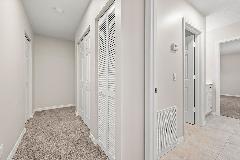 1542 N Lawnwood Circle, Unit 37D, Fort Pierce, FL 34950 Photo
