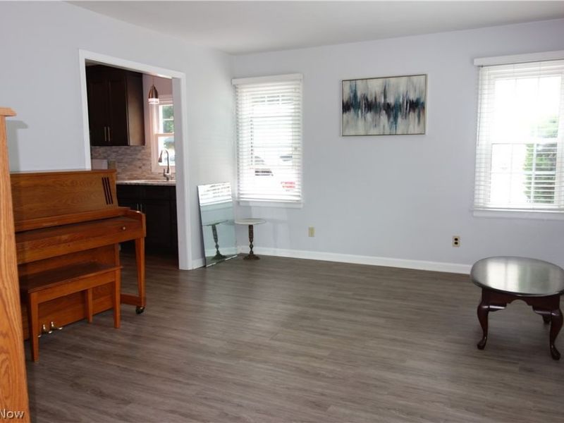 871 Overlook Avenue, Ravenna, OH 44266 Photo 7