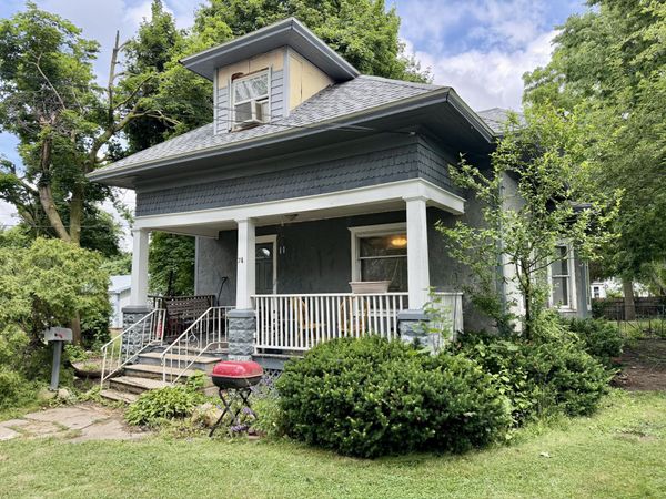 74 W Bidwell Street W, Battle Creek, MI 49015