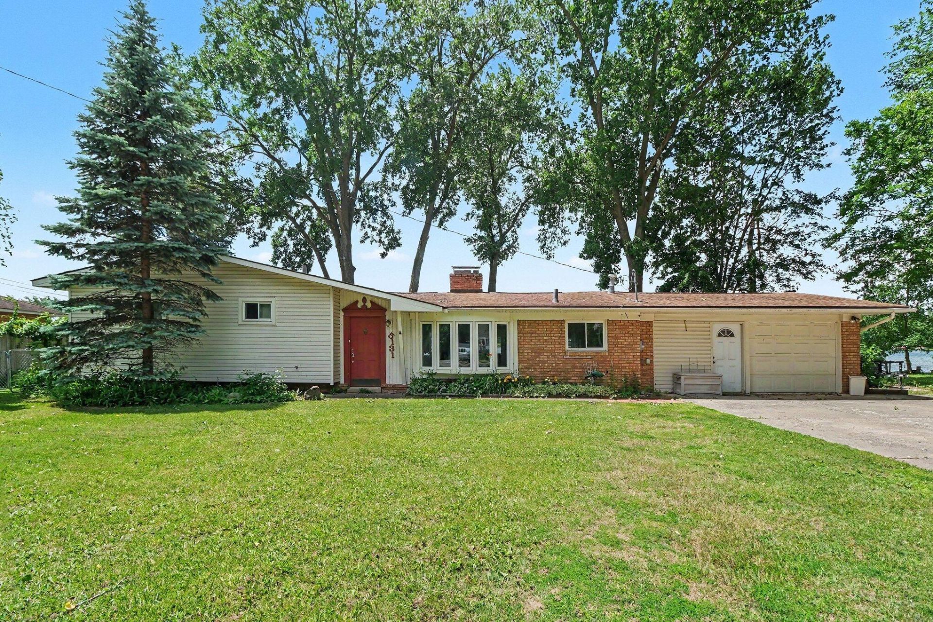 5131 Elizabeth Lake Road, Waterford, MI 48327 Main Photo