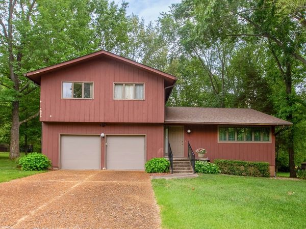 3007 W Kent Drive , Carbondale, IL 62901