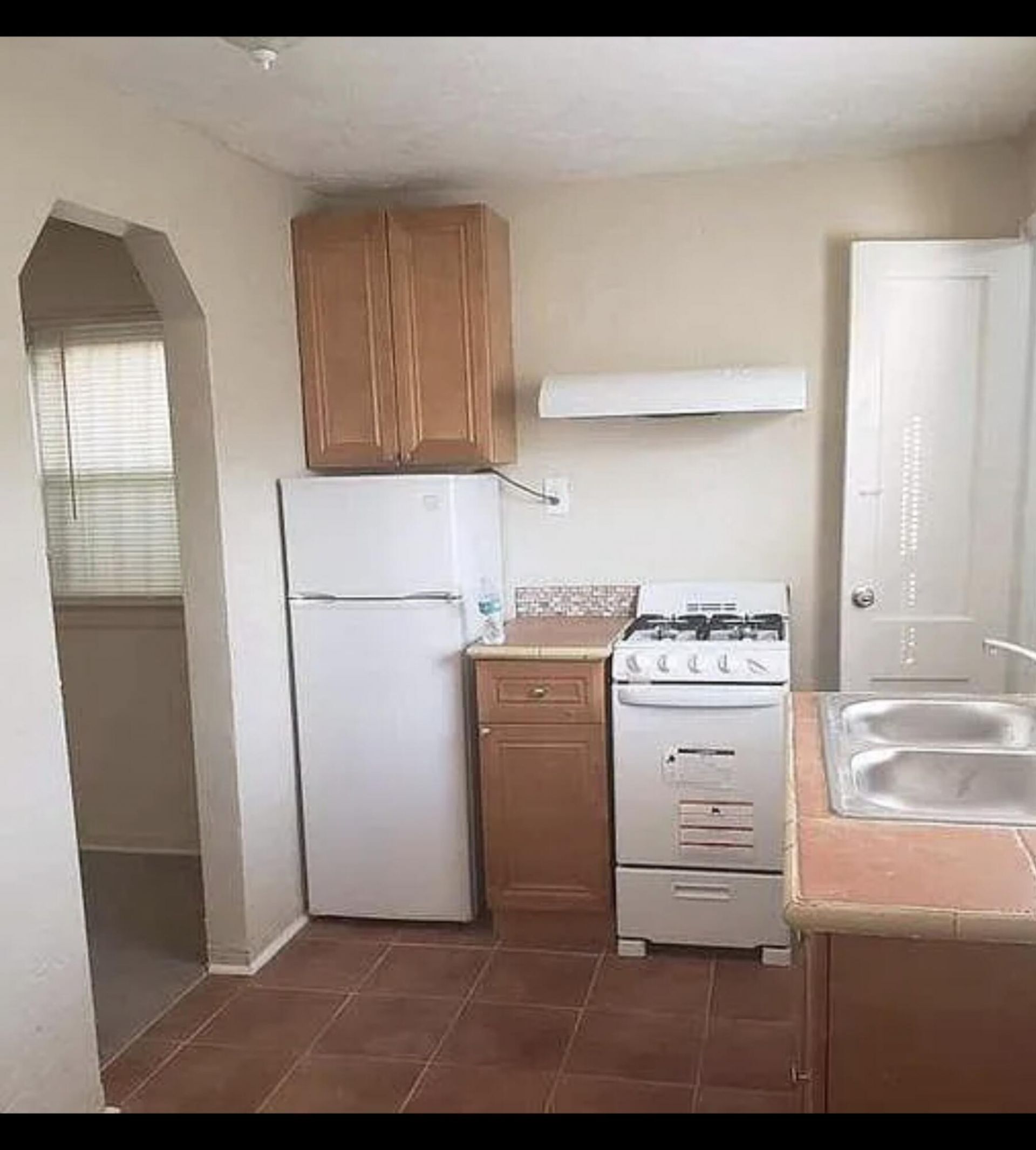 2490 NW 91st Street, Unit A,b,c, Miami, FL 33147 Photo