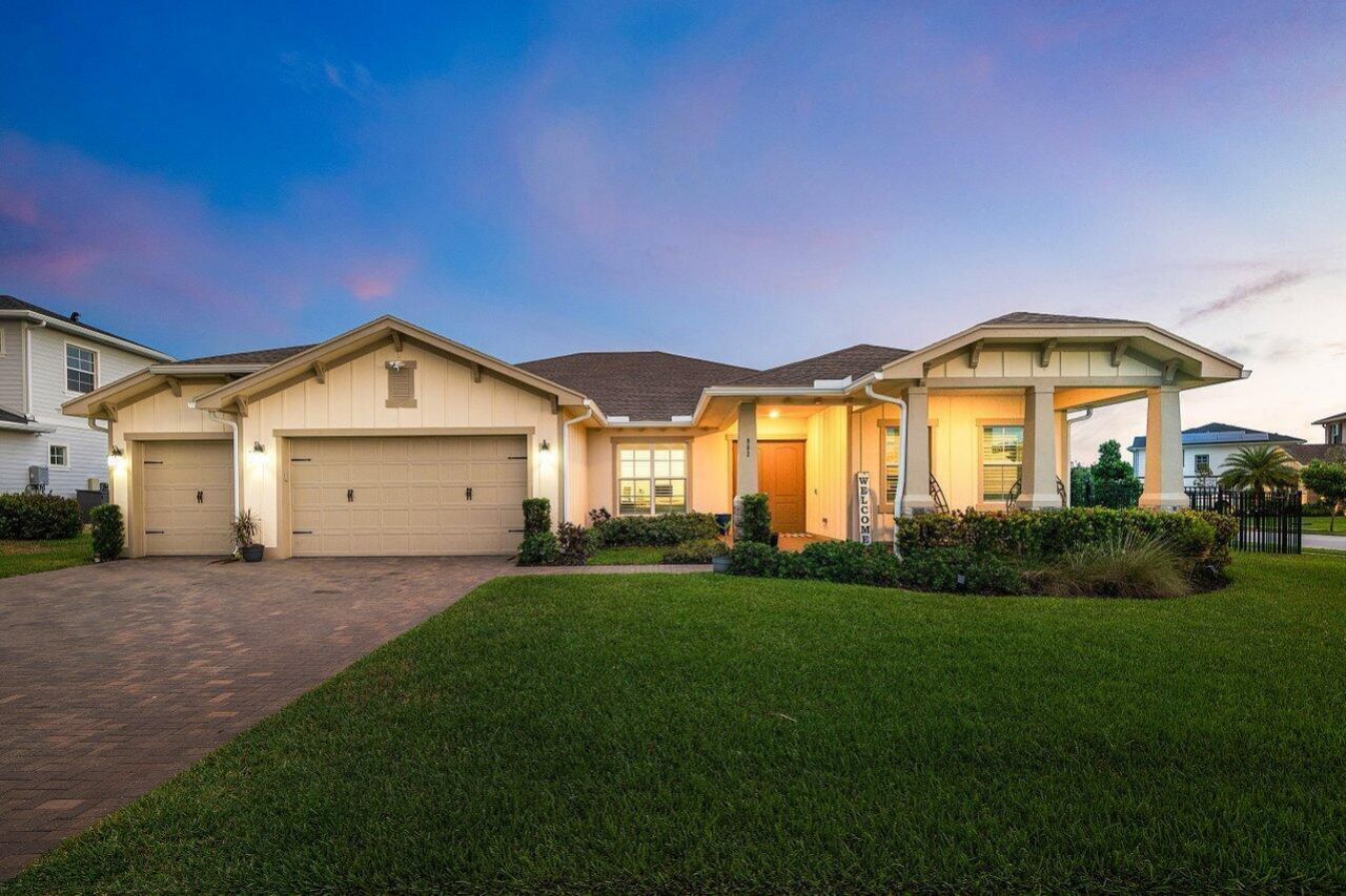 962 Castaway Court, The Acreage, FL 33470 Photo