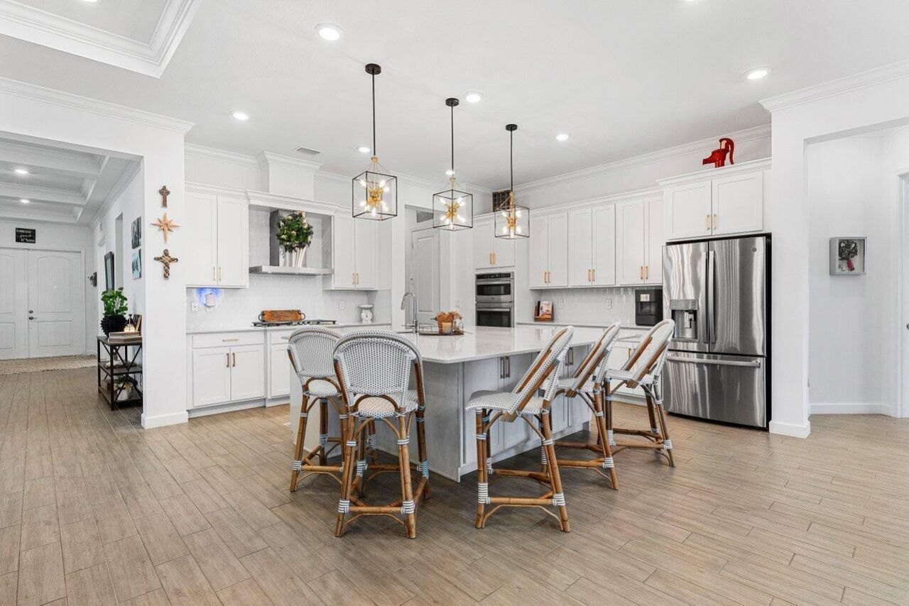 962 Castaway Court, The Acreage, FL 33470 Photo