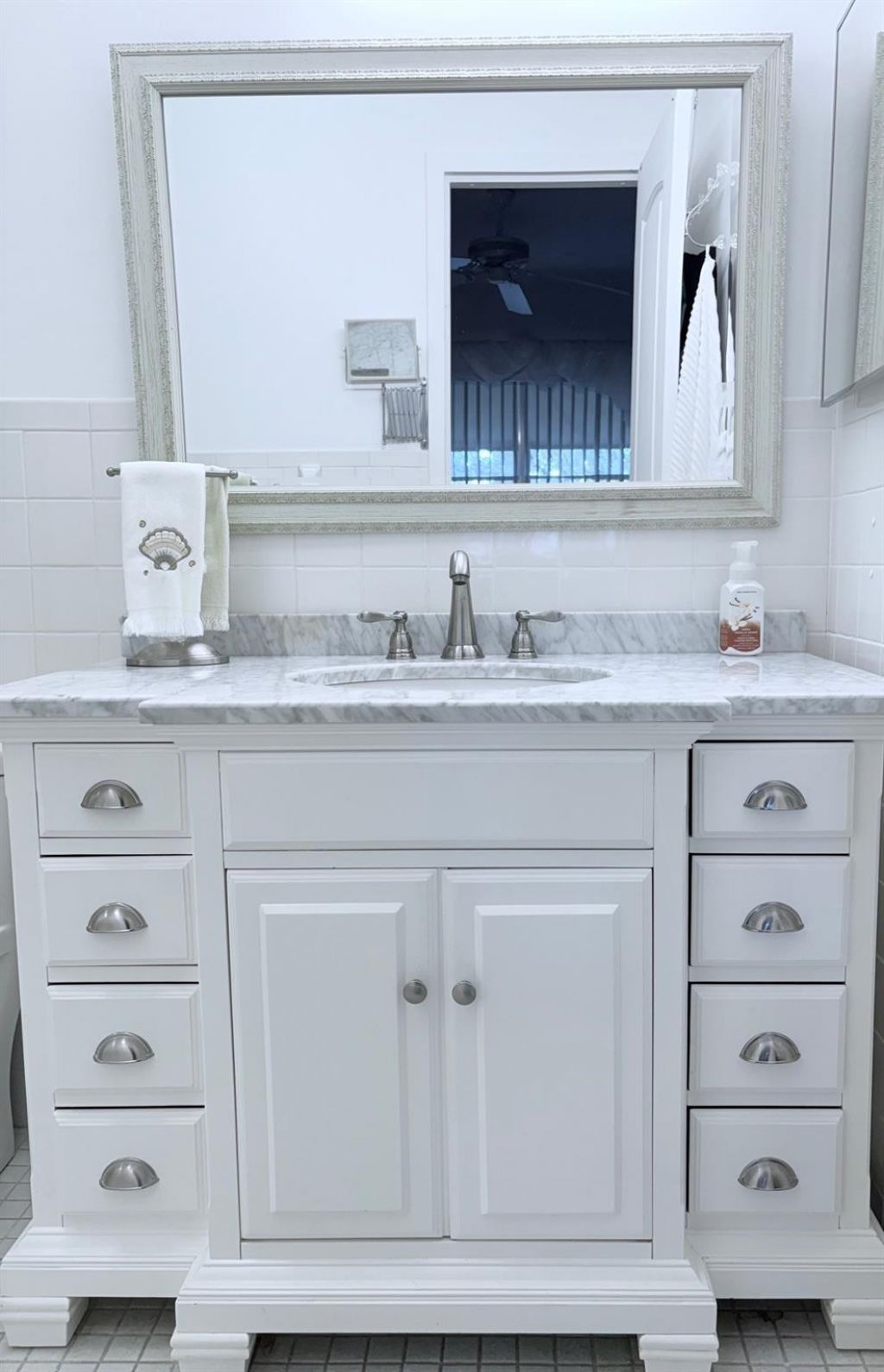 1055 Country Club Drive, Unit 404, Margate, FL 33063 Photo