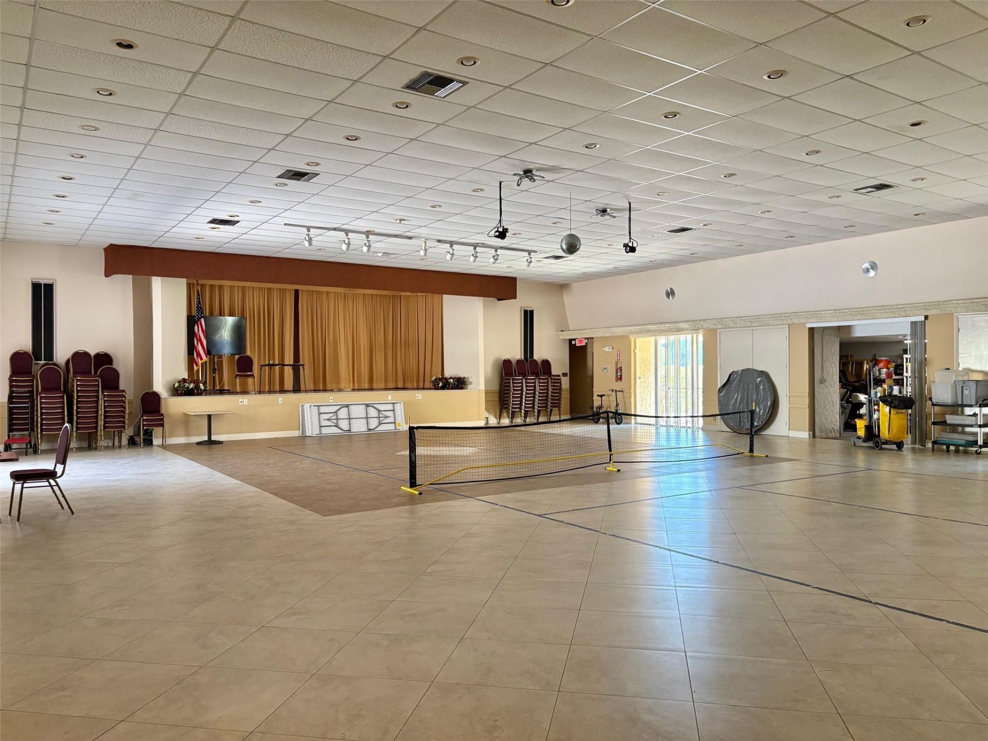 1055 Country Club Drive, Unit 404, Margate, FL 33063 Photo