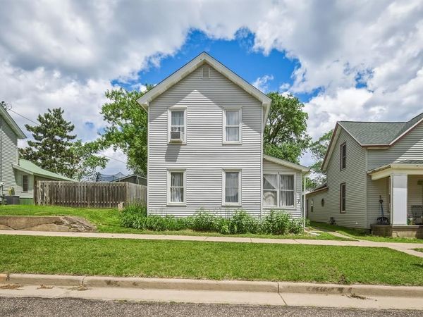 7 S Rural Street, Chippewa Falls, WI 54729