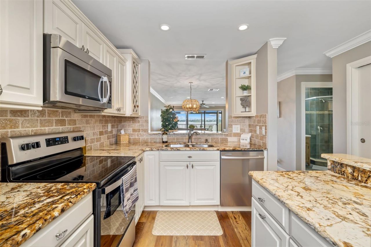 8911 Midnight Pass Road, Unit 409, Sarasota, FL 34242 Photo