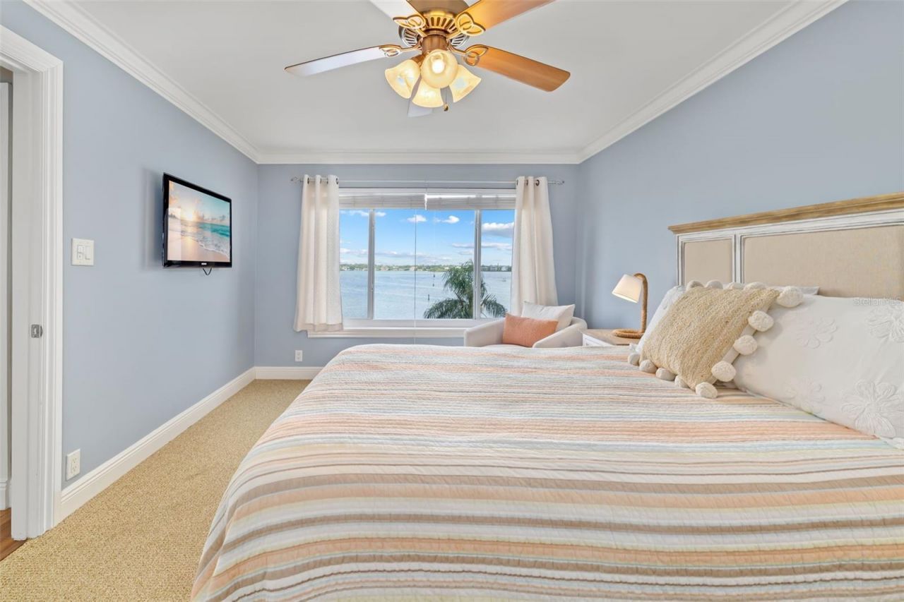 8911 Midnight Pass Road, Unit 409, Sarasota, FL 34242 Photo