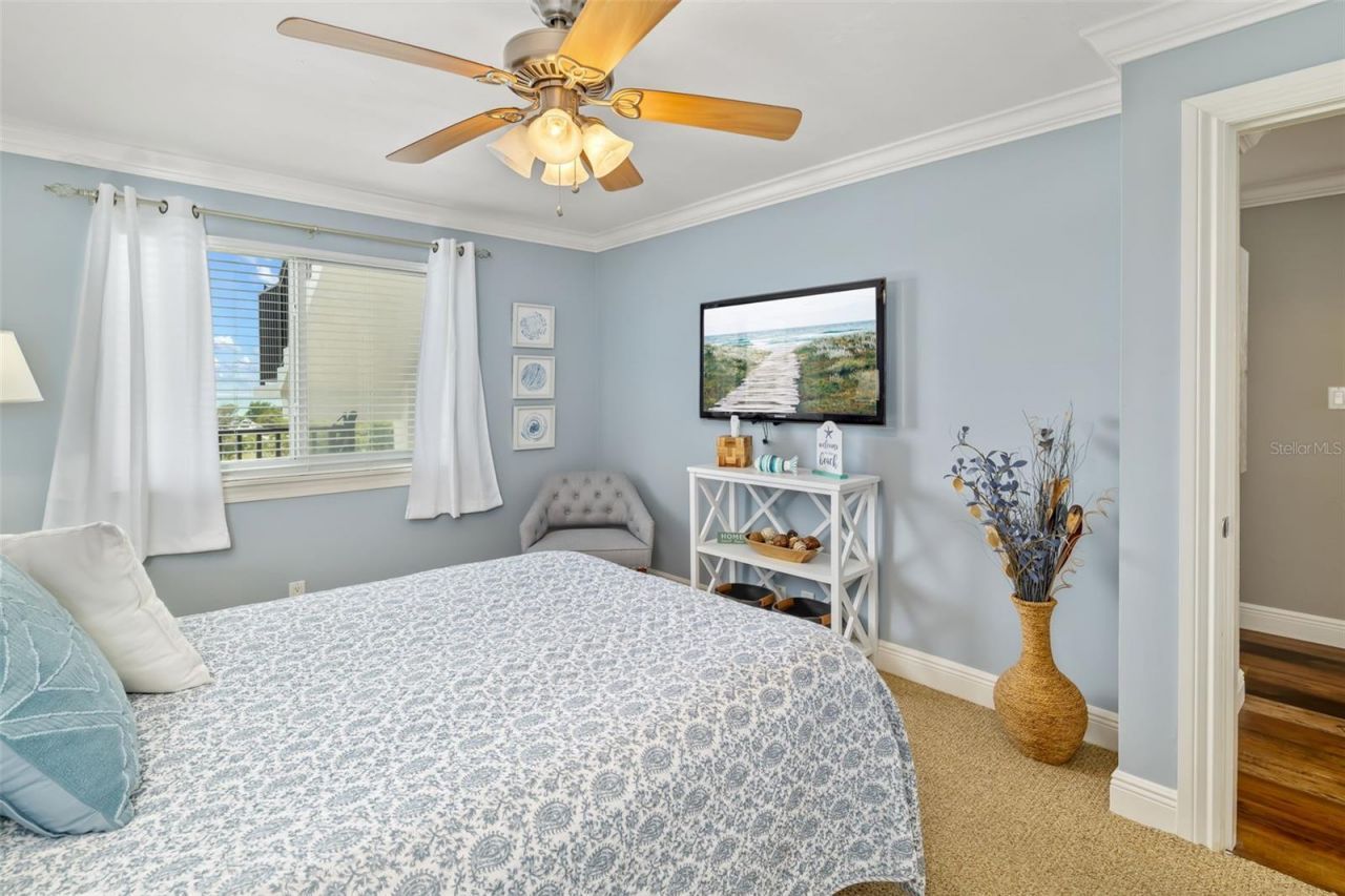8911 Midnight Pass Road, Unit 409, Sarasota, FL 34242 Photo