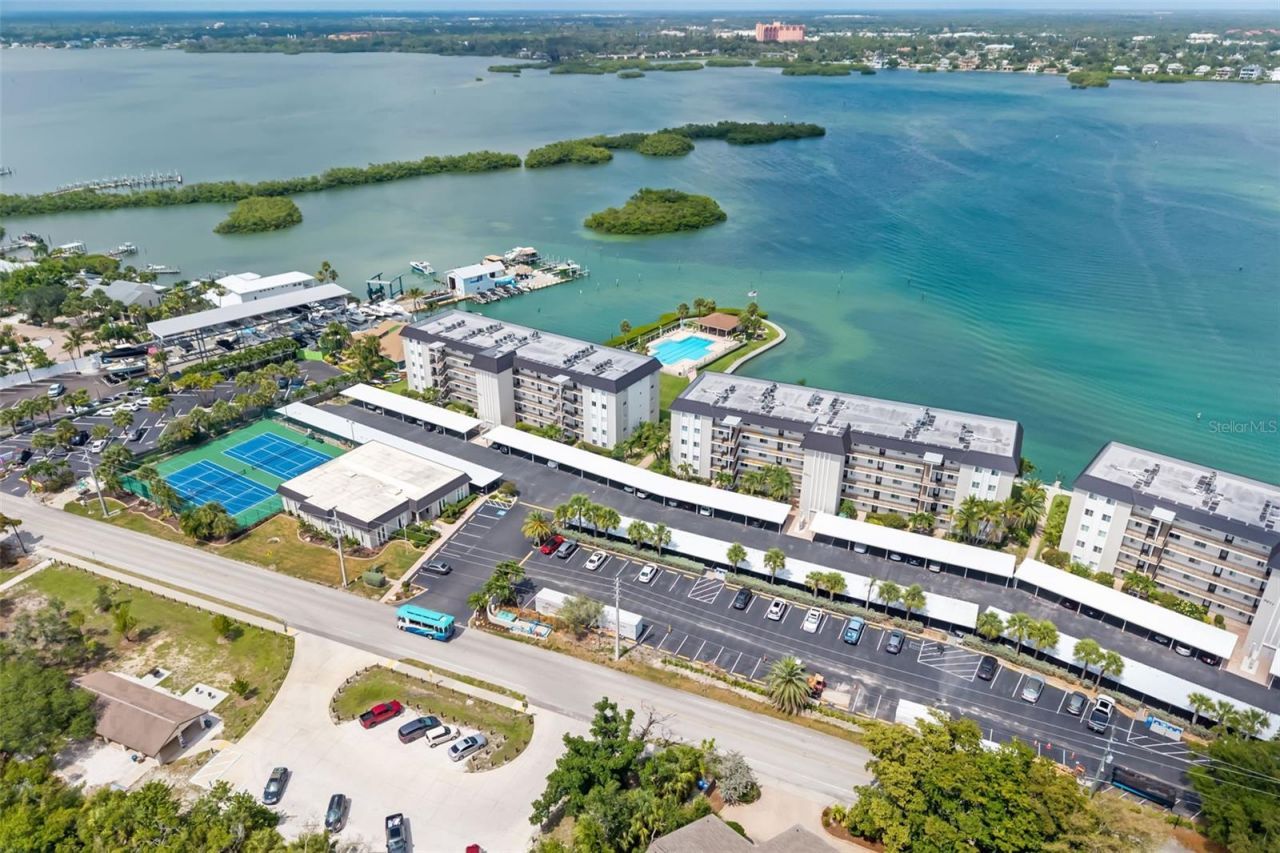 8911 Midnight Pass Road, Unit 409, Sarasota, FL 34242 Photo