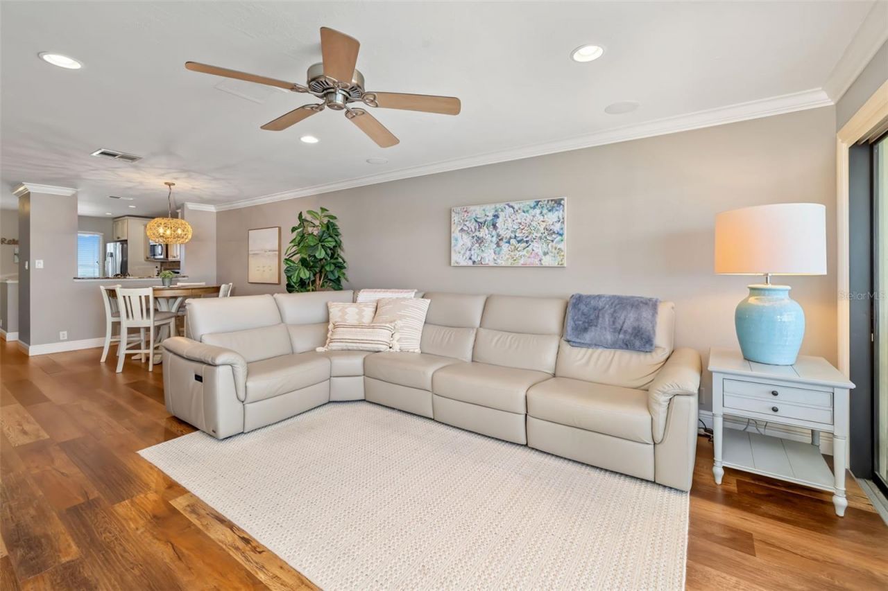 8911 Midnight Pass Road, Unit 409, Sarasota, FL 34242 Photo