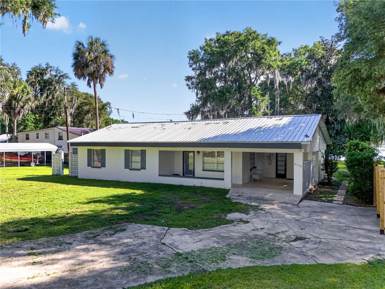 4136 Cr 400 , Lake Panasoffkee, FL 33538 Photo