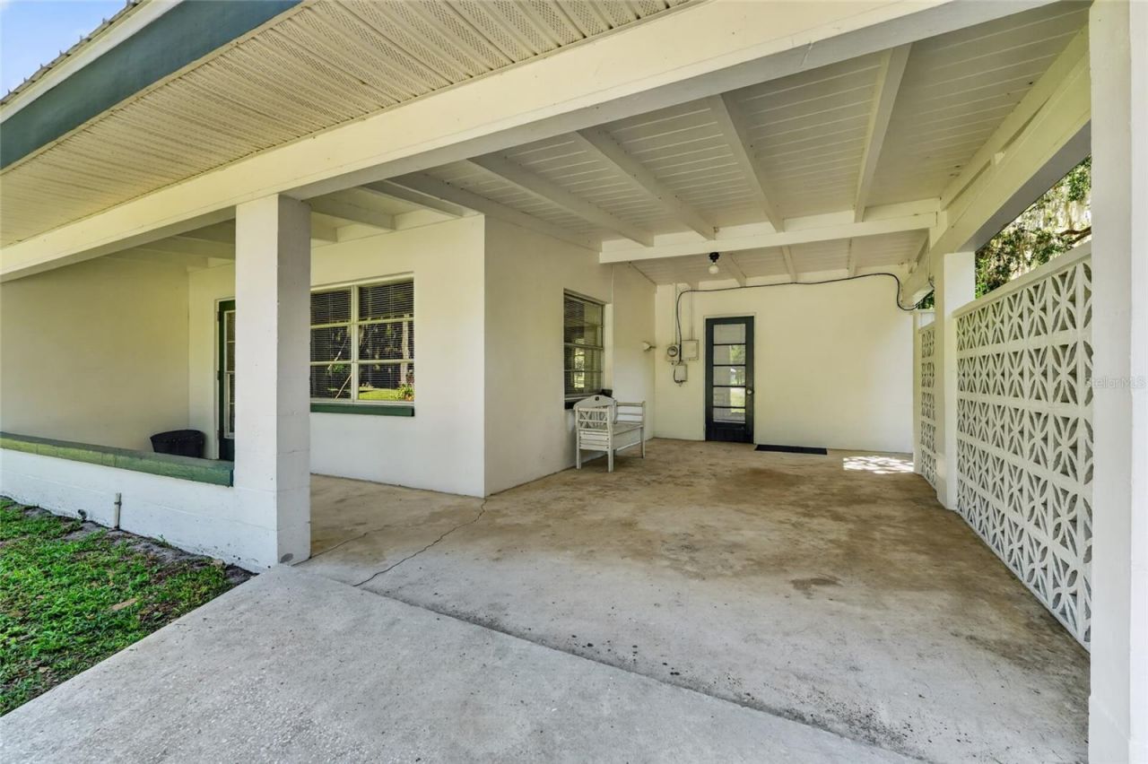 4136 Cr 400 , Lake Panasoffkee, FL 33538 Photo