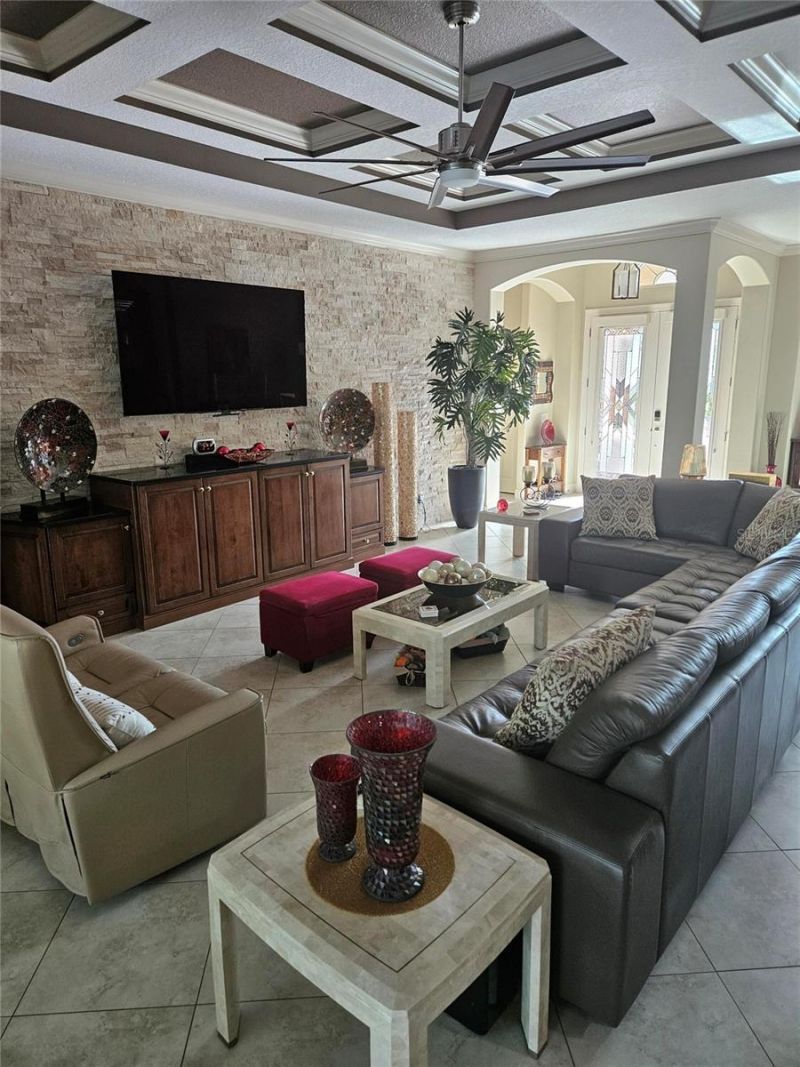 957 145th Street Circle Ne, Bradenton, FL 34212 Photo